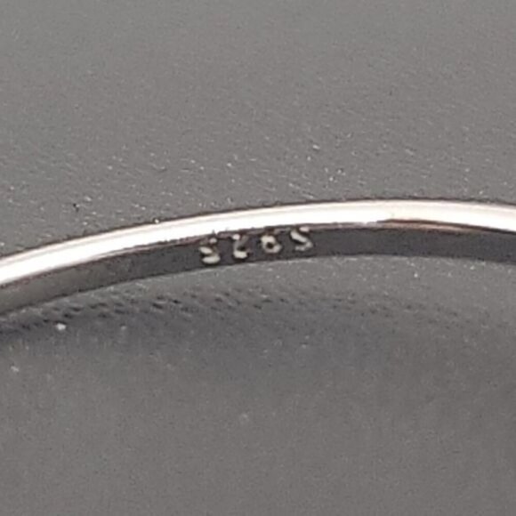 Heart-Shaped Blue CZ Silver Ring Size 8 (NWOT)‎ - Picture 4 of 4